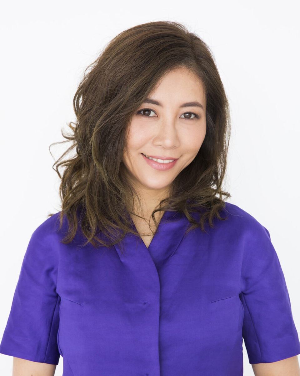 ものまねタレント ミラクルひかる 宣材写真｜宇多田ヒカル本人公認の女性歌唱ものまね芸人｜ジョイント83